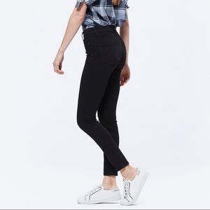NWOT Paige Margot Ankle jeans Black Shadow